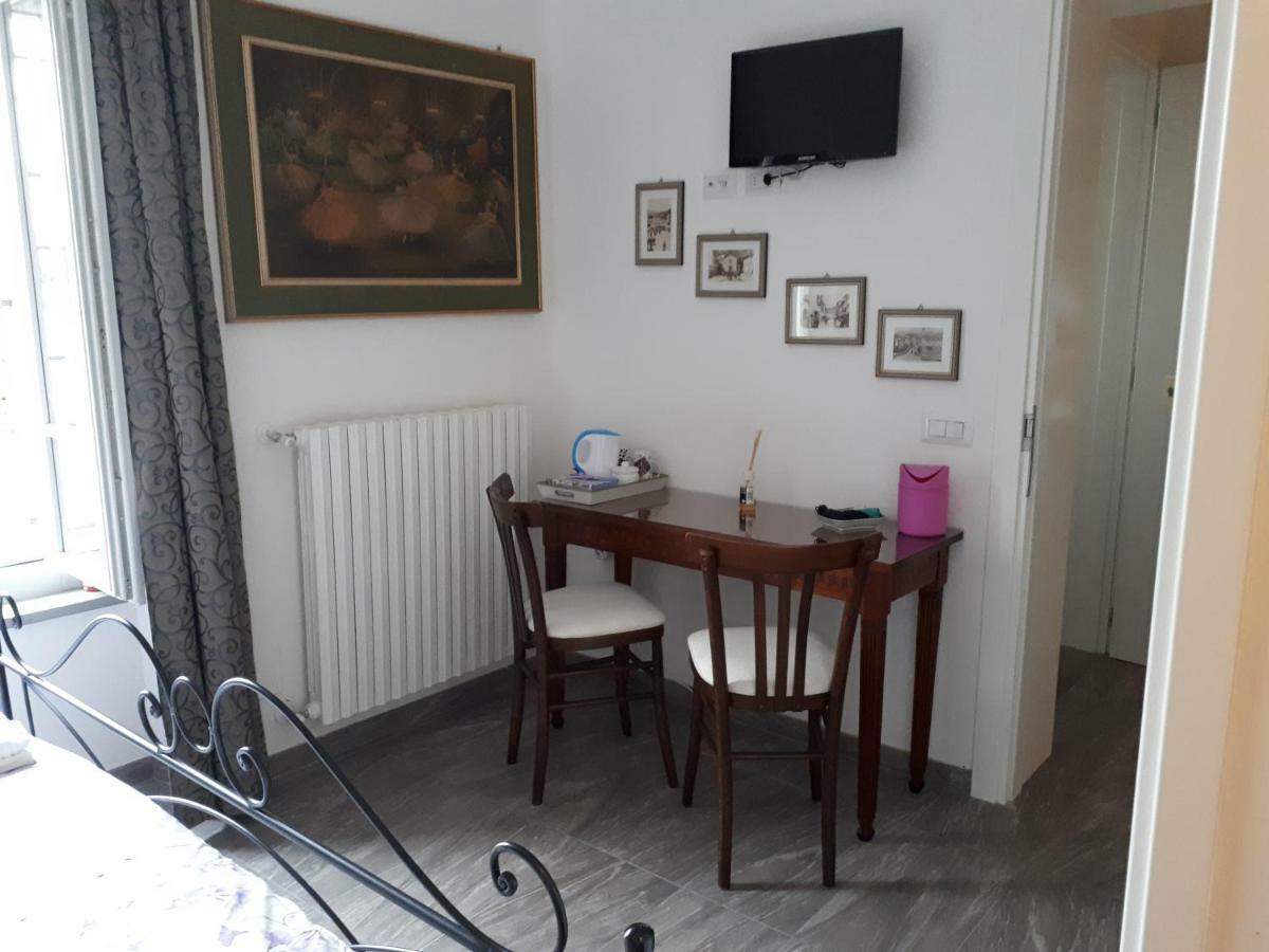 Oro Rosso Rooms Locazione Turistica Arezzo Ngoại thất bức ảnh